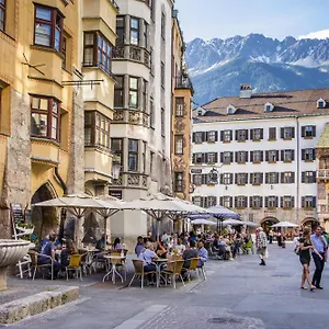 Altstadthotel Weisses Kreuz Ίνσμπρουκ